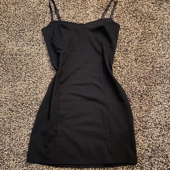 Forever 21 Dresses & Skirts - F21 Little Black Dress